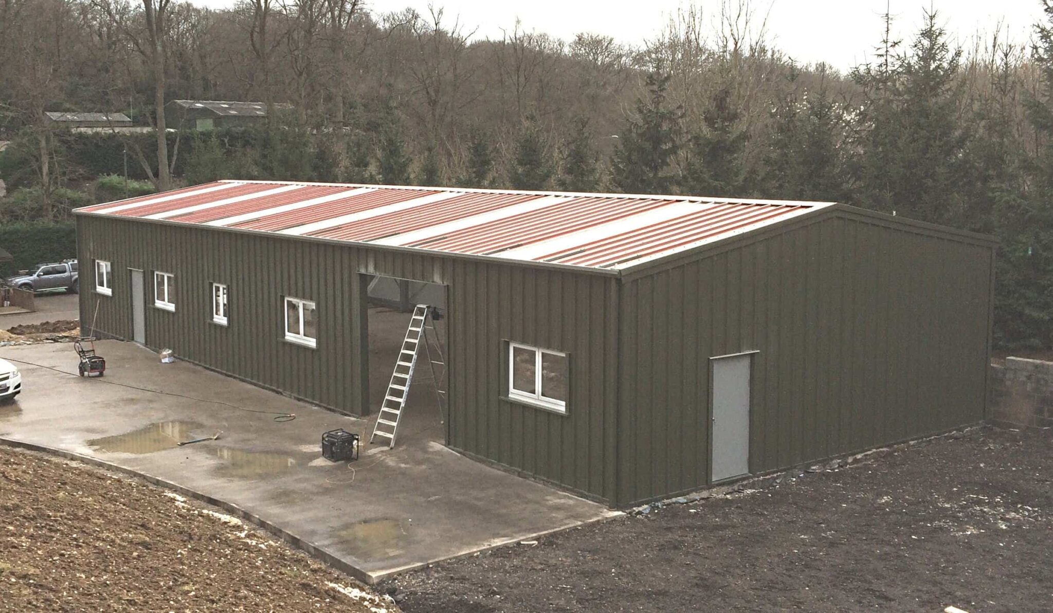 Small Business Unit - 12m x 25m x 4.2m to eaves